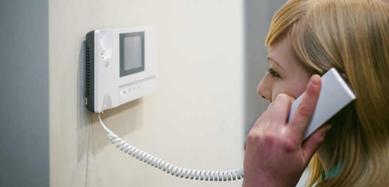 قسمت های مختلف آیفون تصویری